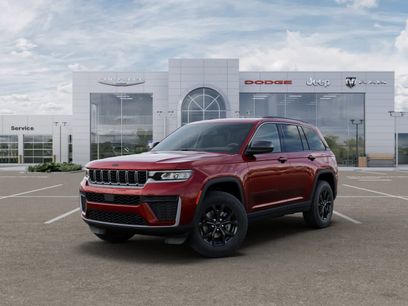 New 2026 Jeep Grand Cherokee Altitude