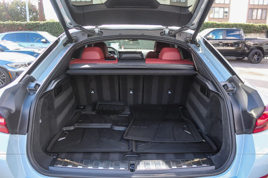 Used 2026 BMW X6 xDrive40i w/ Premium Package AWD/4WD image 37