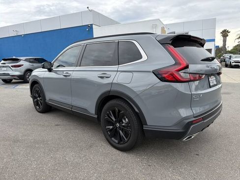 Used 2025 Honda CR-V Sport Touring image 3