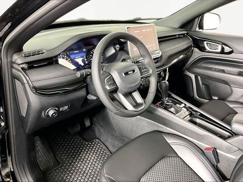 New 2026 Jeep Compass Latitude AWD/4WD image 8