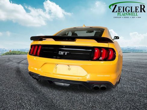 Used 2022 Ford Mustang GT Premium RWD image 5