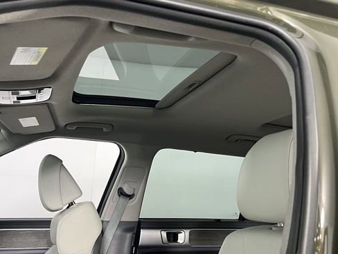 Used 2025 Hyundai Santa Fe Limited image 26