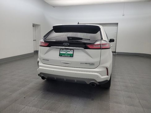 Used 2020 Ford Edge Titanium w/ Equipment Group 301A FWD image 7