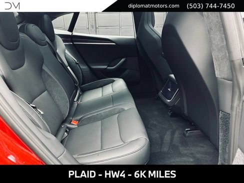 Used 2024 Tesla Model S Plaid AWD/4WD image 20
