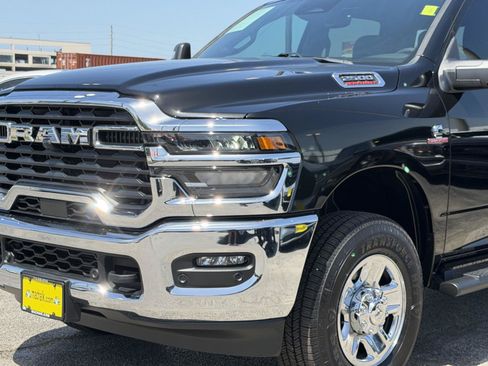 Used 2025 RAM 2500 Tradesman AWD/4WD image 8