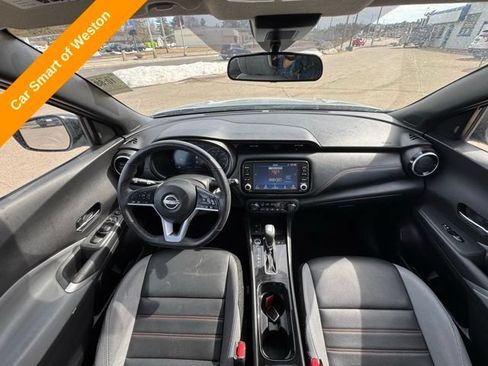 Used 2023 Nissan Kicks SR w/ SR Premium Package FWD image 16
