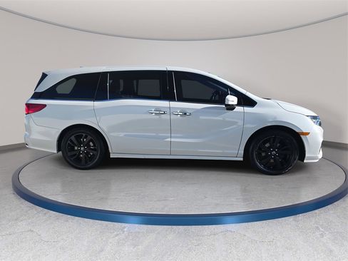 Used 2019 Honda Odyssey Elite image 5
