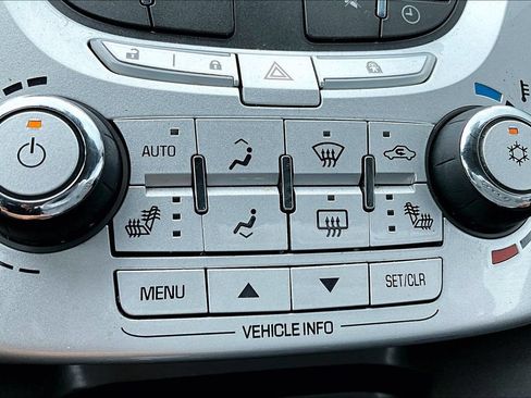 Used 2010 GMC Terrain SLT FWD image 31