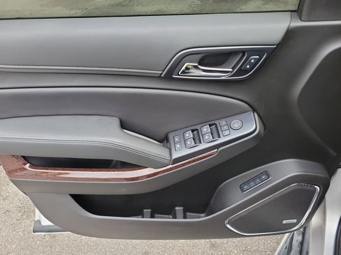 Used 2019 GMC Yukon XL SLT w/ Open Road Package image 22