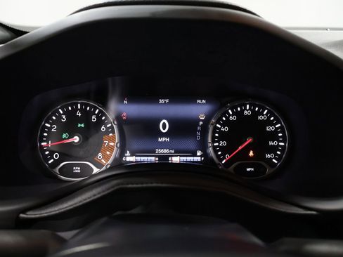 Used 2023 Jeep Renegade Latitude image 40