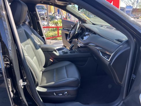 Used 2020 Cadillac XT4 Sport w/ Cold Weather Package image 22