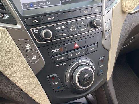 Used 2017 Hyundai Santa Fe Sport w/ 2.0T Ultimate Tech Package 05 FWD image 25
