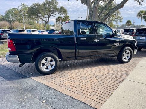 Used 2024 RAM 1500 Classic SLT image 6