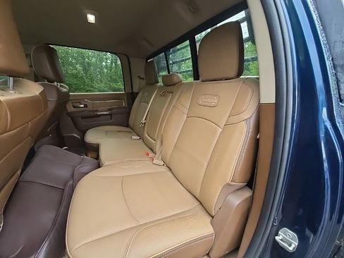 Used 2022 RAM 3500 Limited AWD/4WD image 15