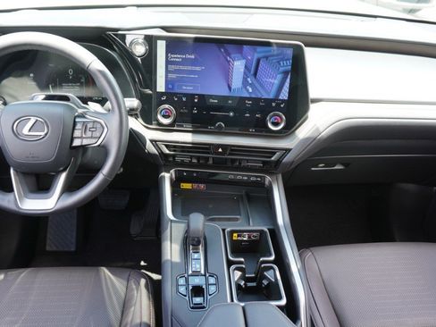 Certified 2026 Lexus TX 350 AWD w/ Technology Package image 28