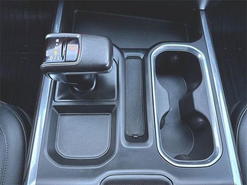 Used 2022 GMC Sierra 1500 SLT w/ SLT Premium Package image 16