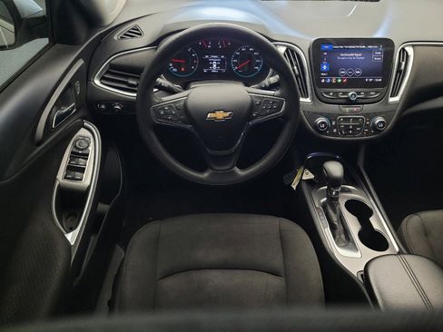 Used 2021 Chevrolet Malibu LT FWD image 22
