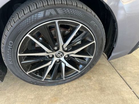 Used 2024 Toyota Camry SE image 25