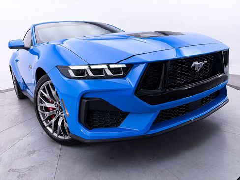 Used 2024 Ford Mustang GT Premium RWD image 6