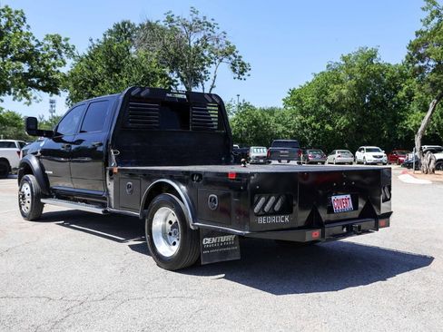 Used 2022 RAM 5500 Tradesman w/ Chrome Appearance Group AWD/4WD image 6