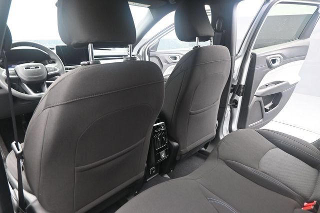 Used 2025 Jeep Compass Sport w/ Mopar Graphics Package AWD/4WD image 13