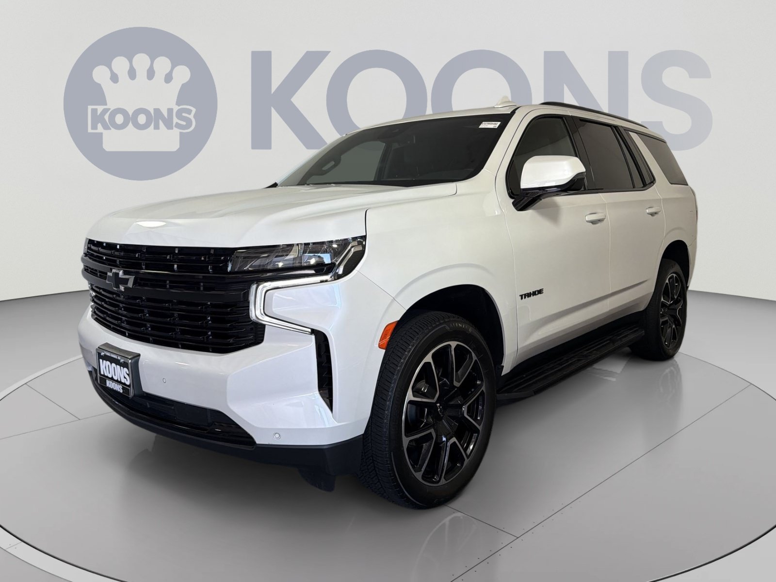 Used 2024 Chevrolet Tahoe RST w/ Sport Performance Package AWD/4WD image 1