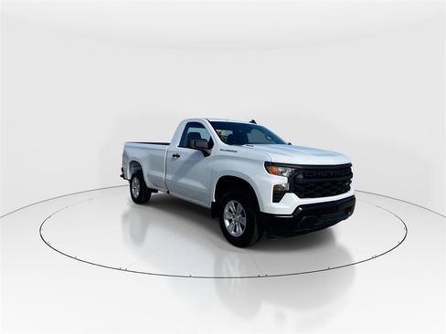 Used 2025 Chevrolet Silverado 1500 W/T image 2