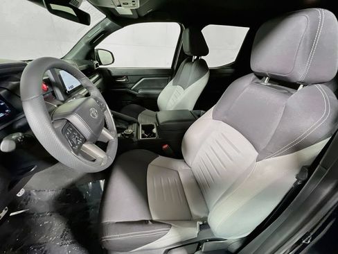 Certified 2025 Toyota Tacoma TRD Sport AWD/4WD image 17