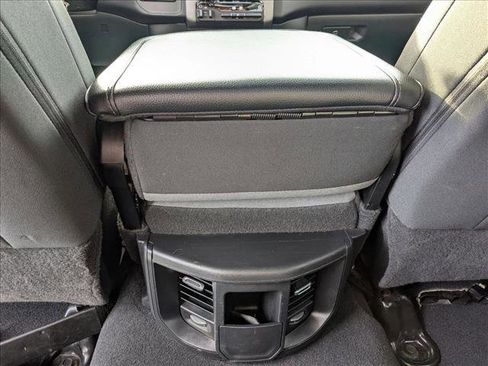 Used 2024 RAM 2500 Big Horn image 17