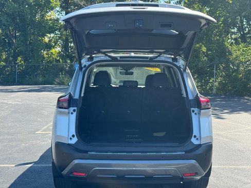 Used 2023 Nissan Rogue SL w/ SL Premium Package AWD/4WD image 6