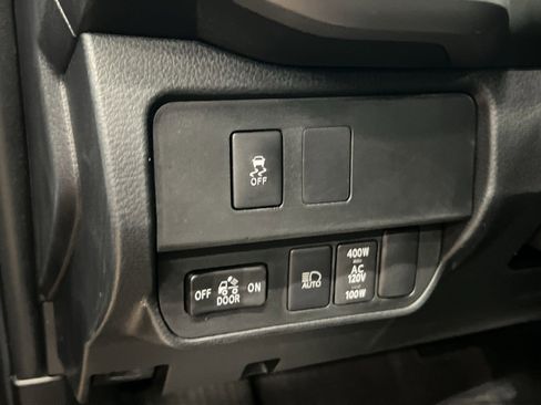 Used 2023 Toyota Tacoma TRD Sport image 25