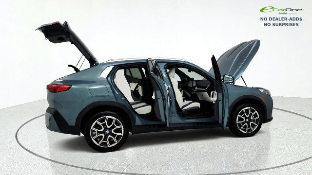 Used 2026 BMW X2 xDrive28i AWD/4WD image 19