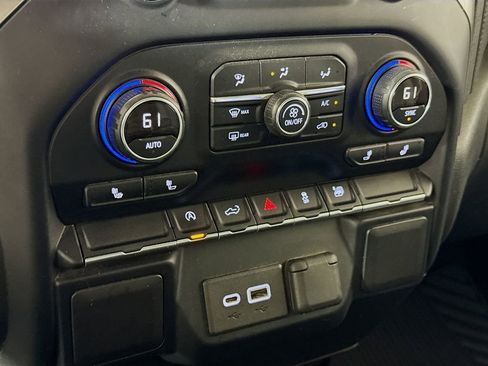Used 2019 Chevrolet Silverado 1500 RST w/ All-Star Edition RWD image 13