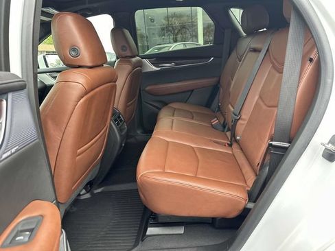 Certified 2023 Cadillac XT5 Premium Luxury w/ Technology Package AWD/4WD image 60
