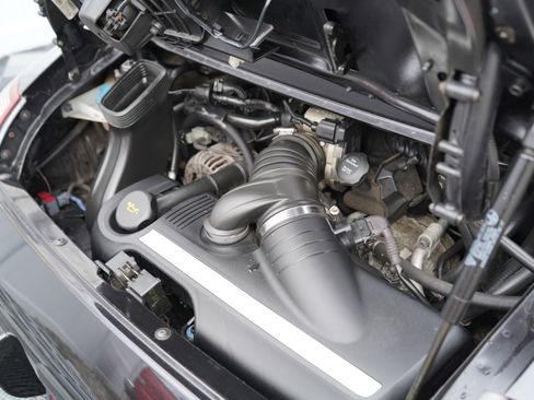 Used 2005 Porsche 911 Carrera image 88