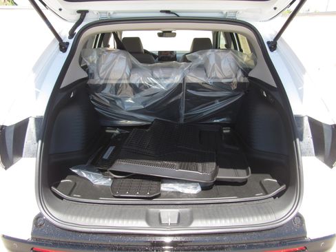 New 2026 Honda HR-V EX-L image 11