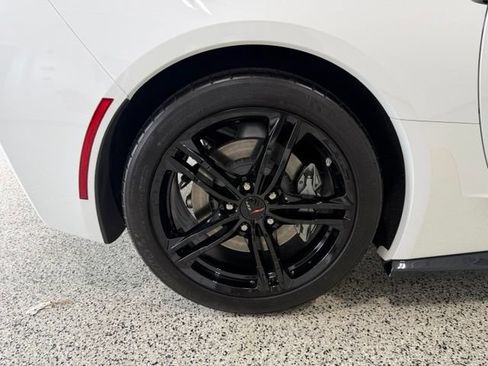 Used 2017 Chevrolet Corvette Stingray Coupe w/ Battery Protection Package RWD image 28