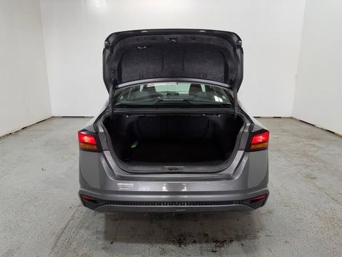 Used 2024 Nissan Altima 2.5 SV FWD image 9