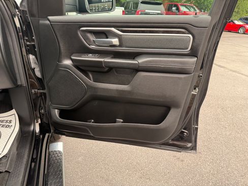 Used 2022 RAM 1500 Big Horn AWD/4WD image 23