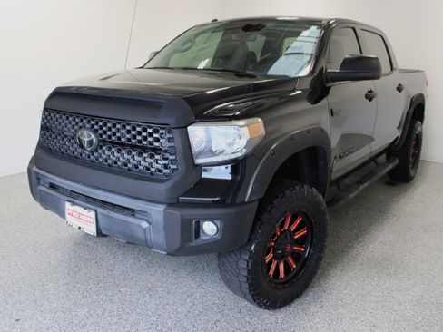 Used 2019 Toyota Tundra SR5 w/ SR5 Upgrade Package AWD/4WD image 2