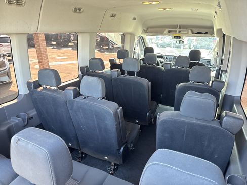 Used 2020 Ford Transit 350 XLT image 38
