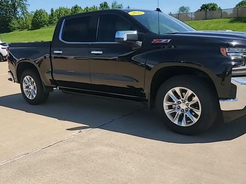 Used 2022 Chevrolet Silverado 1500 LTZ AWD/4WD image 2