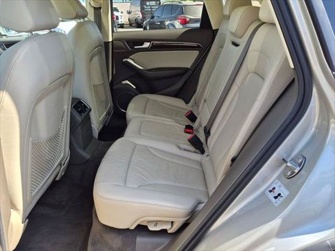 Used 2016 Audi Q5 2.0T Premium Plus AWD/4WD image 24