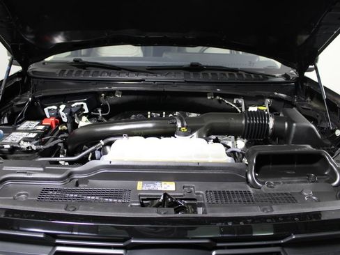 Certified 2025 Ford Expedition Active image 7