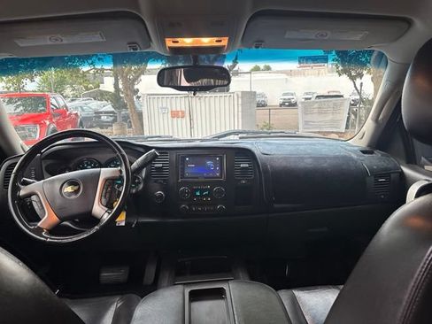 Used 2012 Chevrolet Silverado 2500 LT w/ Z71 Appearance Package AWD/4WD image 32