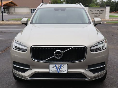 Used 2016 Volvo XC90 T6 Momentum w/ Momentum Plus Package AWD/4WD image 12