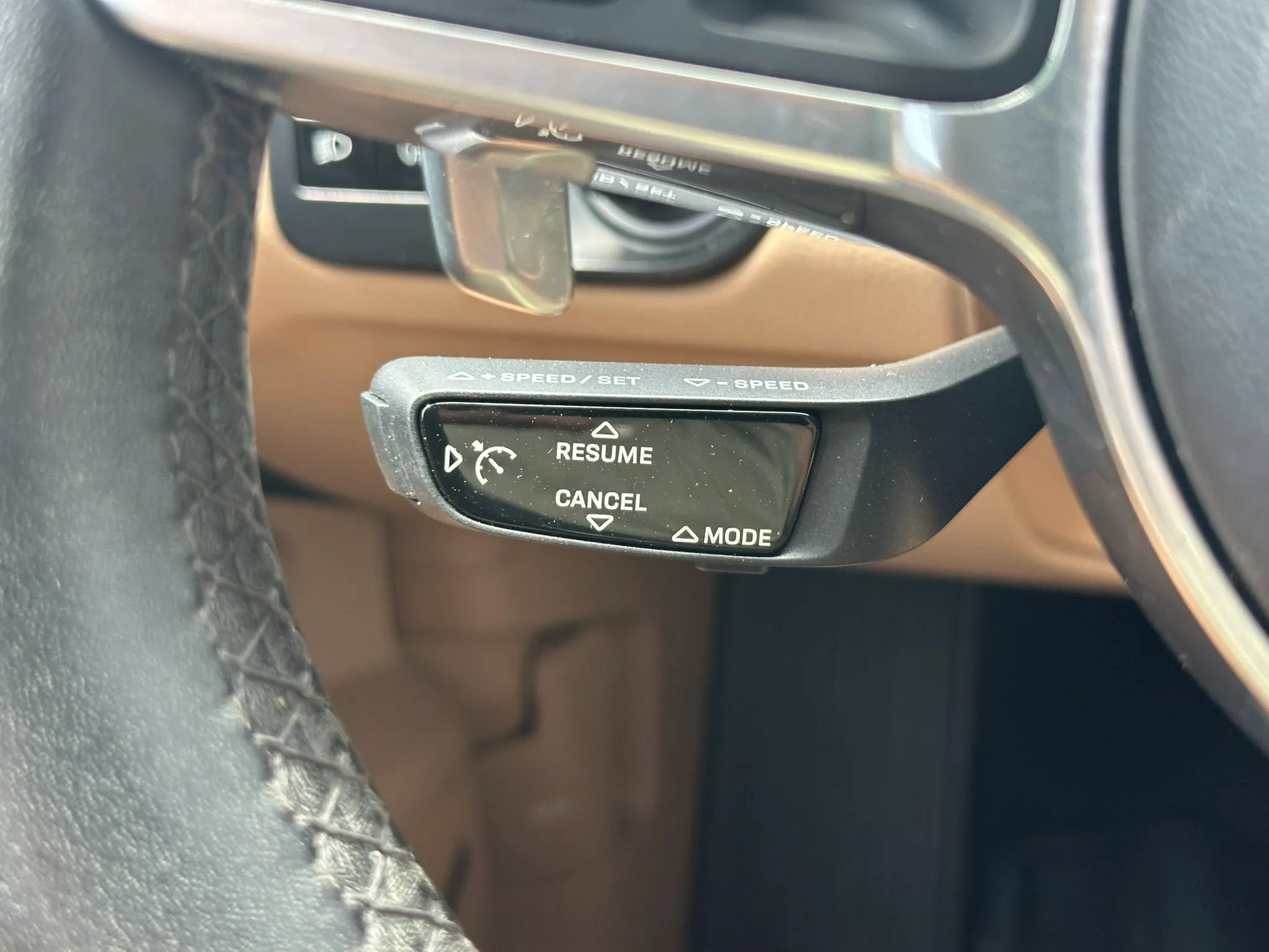 Used 2019 Porsche Cayenne AWD/4WD image 36