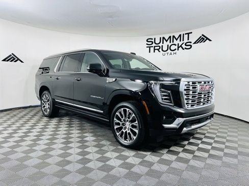 Used 2025 GMC Yukon XL Denali image 1