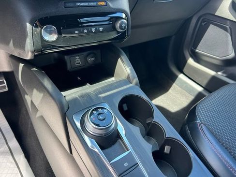Certified 2024 Ford Escape ST-Line Select w/ Tech Pack #2 AWD/4WD image 17