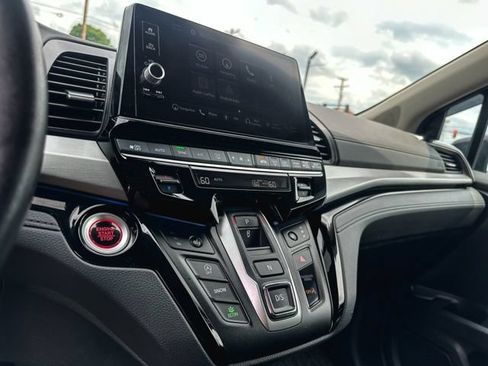 Used 2025 Honda Odyssey Touring image 18